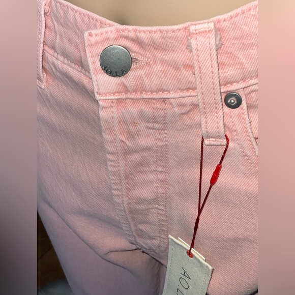 AO.LA by alice + olivia Jeans
28 Waist High Rise REDUCED PRICE - Picture 2 of 14